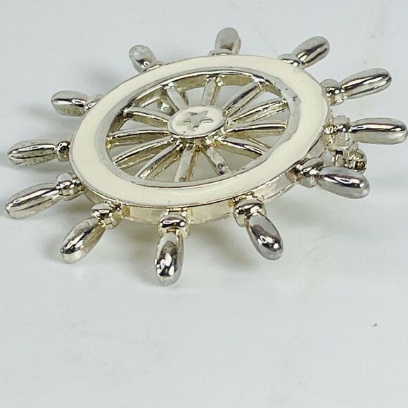 VTG Danecraft Enamel Ships Wheel Brooch Pin White Silver Tone Nautical 2" Signed - Picture 2 of 4
